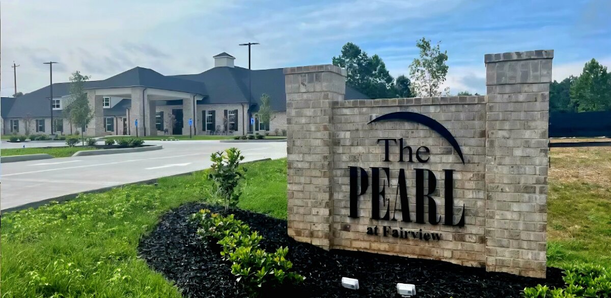 The Pearl at Fairview community entrance